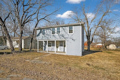 109 W Cline St, Aurora, MO 65605 - photo 4