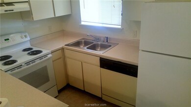 1705 Lawyer St unit A, College Station, TX 77840 - photo 5