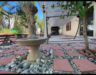 935 W Paramount St, Azusa, CA 91702 - photo 4