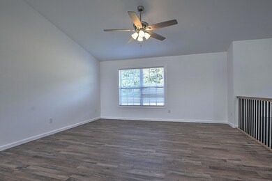5100 Old Stage Rd-4