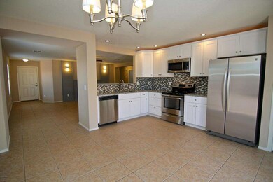 Eat-in Kitchen