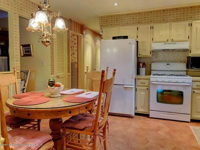 19 Elias Place, Staten Island, NY 10314 - photo 6