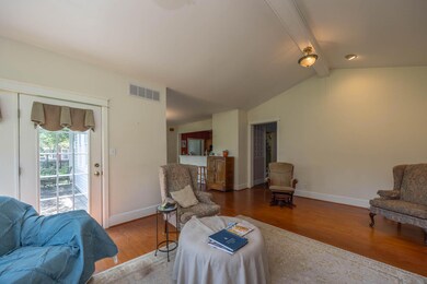 256 W 2nd St, Paris, KY 40361 - photo 6