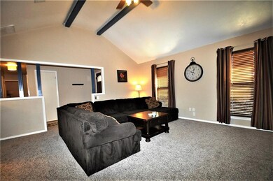 1909 Briar Hill St, Moore, OK 73160 - photo 6