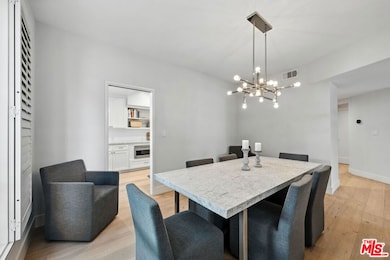 450 N Oakhurst Dr unit 101, Beverly Hills, CA 90210 - photo 7