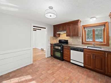 143 Dillingham Way, Hanover, MA 02339 - photo 5