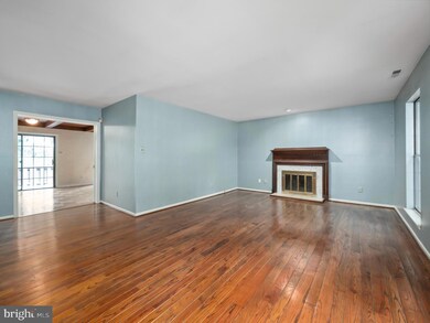 1405 Weatherstone Dr unit 1405, Paoli, PA 19301 - photo 7