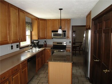 2730 California Ct, Columbus, IN 47201 - photo 7