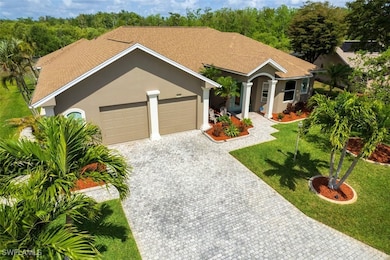 2 1/2 Car garage home with over 2700 sq. ft.