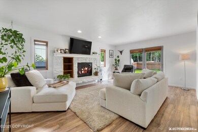 Living Room w/Backyard Access