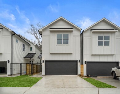 7006 Emma Lou St, Houston, TX 77088 - photo 2