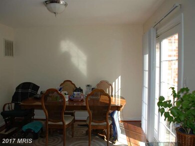 7411 Colton Ln, Manassas, VA 20109 - photo 4