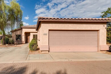 2562 E RIVIERA DR Chandler AZ-large-002-