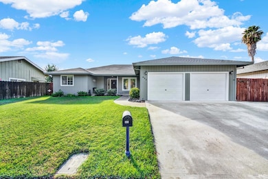 925 Charity Ln, Dixon, CA 95620 - photo 5