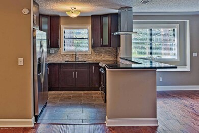 1233 Talbot Ave, Jacksonville, FL 32205 - photo 7