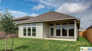 353 Lacey Oak Loop, San Marcos, TX 78666 - photo 6