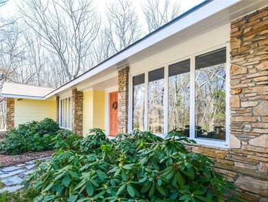 25 Jefferson Rd, North Smithfield, RI 02896 - photo 5