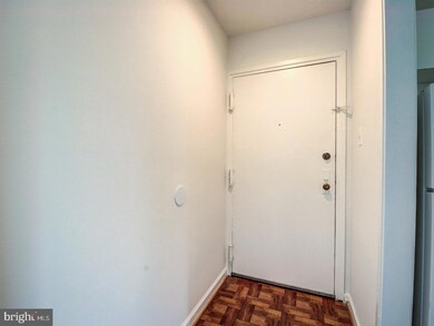 7577 Margate Ct unit 5B-203, Manassas, VA 20109 - photo 5