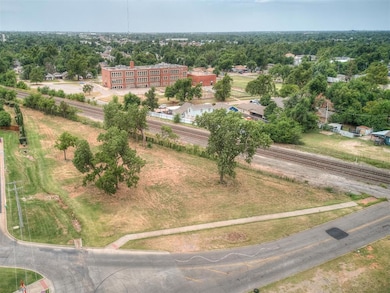 430 SE Grand Blvd, Oklahoma City, OK 73129 - photo 3