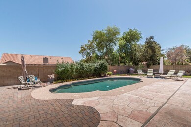 4) POOL