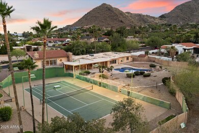Welcome to 4744 E Foothill Dr