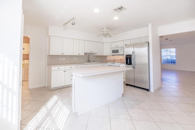 527 W Jasmine Dr, Lake Park, FL 33403 - photo 5