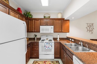 147 Scotch Broom Dr unit T-203, Little River, SC 29566 - photo 4