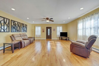 107 D Edgewater Park unit 107E, Bronx, NY 10465 - photo 3