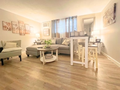 198 Boston Post Rd E unit 1, Marlborough, MA 01752 - photo 2