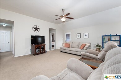 401 Chrislyn St, Troy, TX 76579 - photo 3