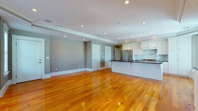 721 E 6th St unit 4, Boston, MA 02127 - photo 5