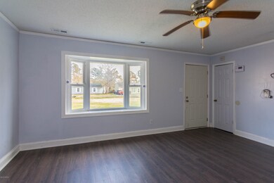 225 Lakewood Dr, Jacksonville, NC 28546 - photo 7