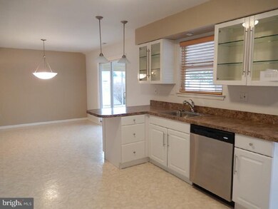 7 Pegasus Way, Sewell, NJ 08080 - photo 4