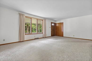 LARGE front great room