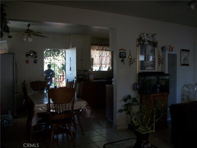 862 W Orange Grove Ave unit 2, Pomona, CA 91768 - photo 6