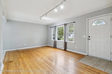 07-1906-W-Rundle-Ave-Lansing-MI-48910-Wi