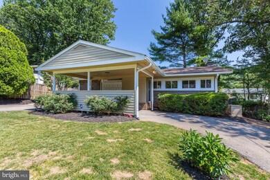 1608 Northcrest Dr, Silver Spring, MD 20904 - photo 3