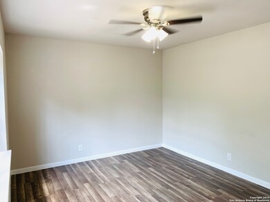 526 Carol Crest St, San Antonio, TX 78220 - photo 4