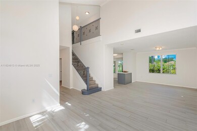 315 W Cypress Cove Cir, Davie, FL 33325 - photo 3