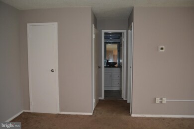 Lafayette Greene Condominium unit A231, Lafayette Hill, PA 19444 - photo 3