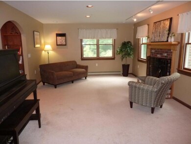 310 N Pembroke Rd, Pembroke, NH 03275 - photo 7