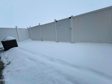 5809 Victoria Ave unit H, Williston, ND 58801 - photo 3