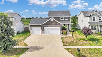 5008 Emmas Way, Champaign, IL 61822 - photo 4