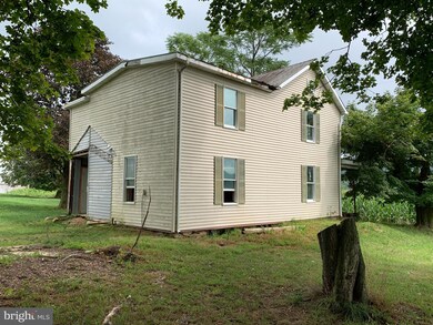 917 Golf Rd, Tamaqua, PA 18252 - photo 5