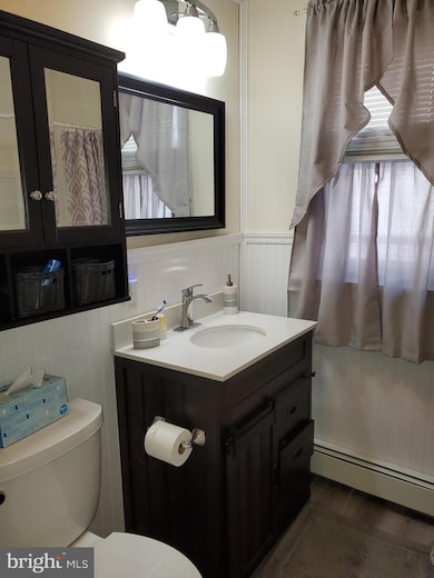 212 Walnut Rd, Wallingford, PA 19086 - photo 3