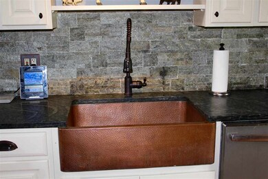 418 Lyman Batcheller Rd unit C, Hartford, VT 05001 - photo 4