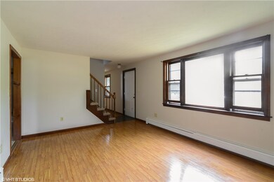 254 Greenwood Dr, Wakefield, RI 02879 - photo 4