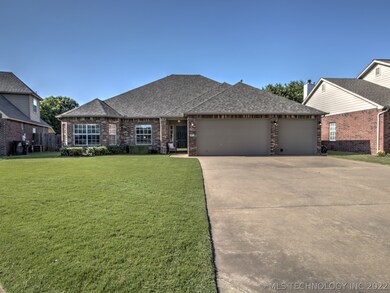 19711 E 43rd Place S, Broken Arrow, OK 74014 - photo 2