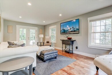 03-Living Room 1