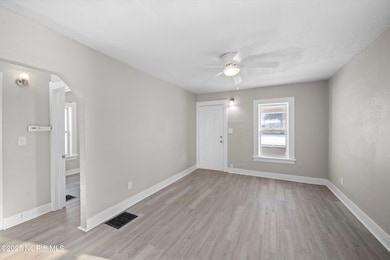 3907 Lagrange St, Toledo, OH 43612 - photo 7